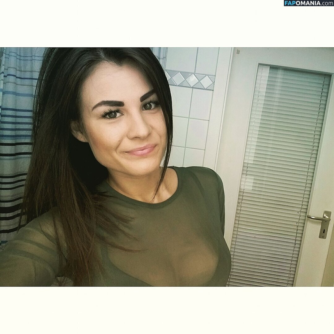 amator_csajok / f.lillaa / petratimea Nago OnlyFans  Przeciekłe zdjęcie #2788
