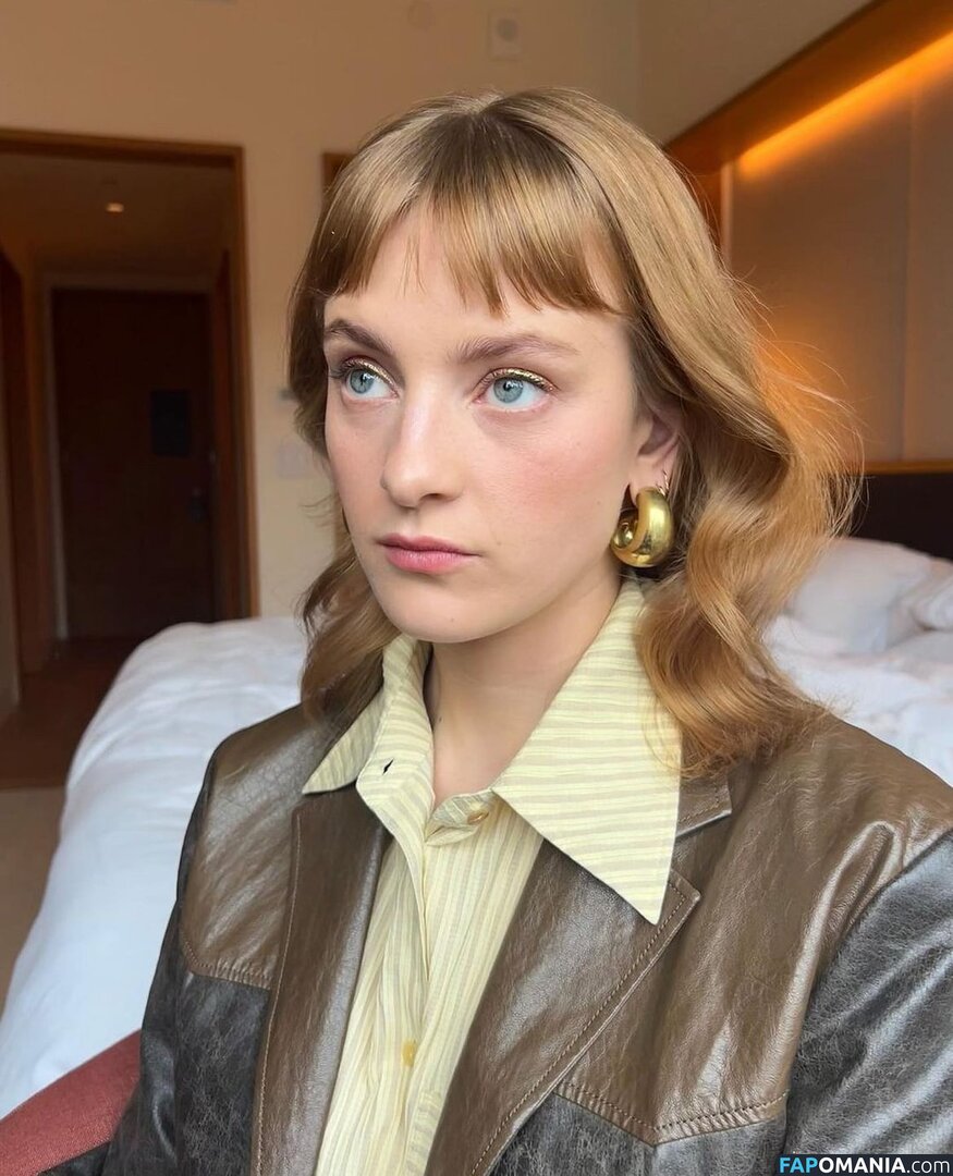 Phia Saban / phiasaban Nago OnlyFans  Przeciekłe zdjęcie #3