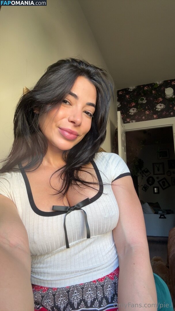 pie.aina / pie.l Nago OnlyFans  Przeciekłe zdjęcie #4