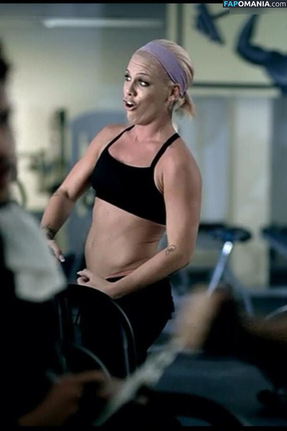 Alecia Beth Moore / Pink Nago OnlyFans  Przeciekłe zdjęcie #50