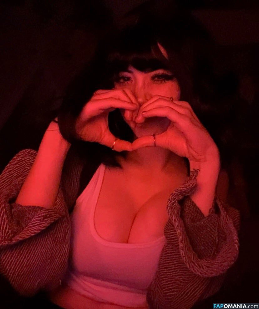 https: / pipssqueakss Nago OnlyFans  Przeciekłe zdjęcie #8