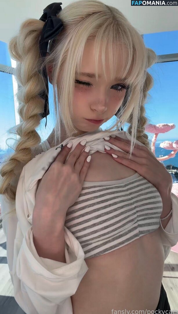Mennah / Pockycats / bePatron / https: / pockycatsx / pockycatt Nago OnlyFans  Przeciekłe zdjęcie #5