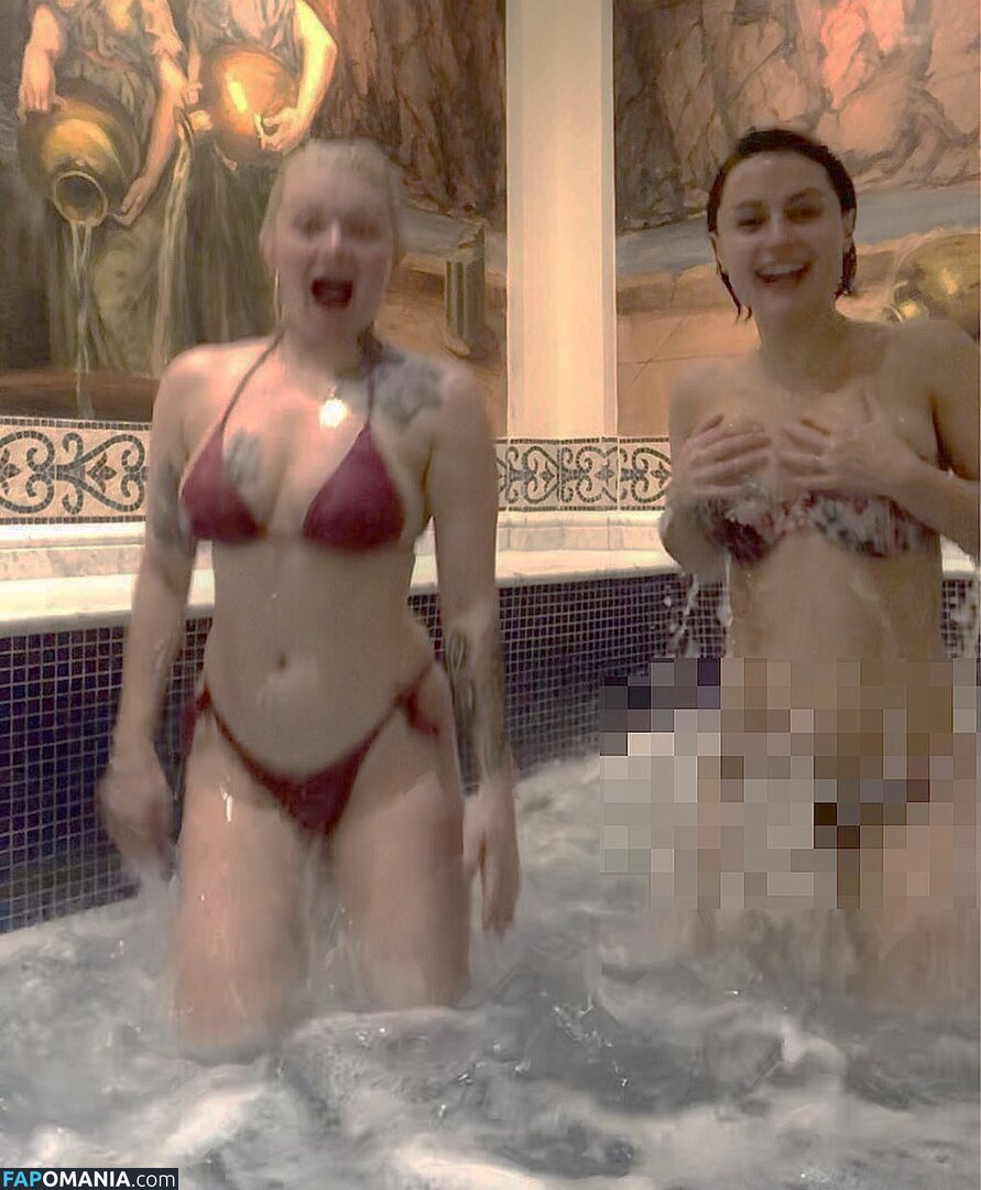 Darts / Polly James / pollyjames Nago OnlyFans  Przeciekłe zdjęcie #4