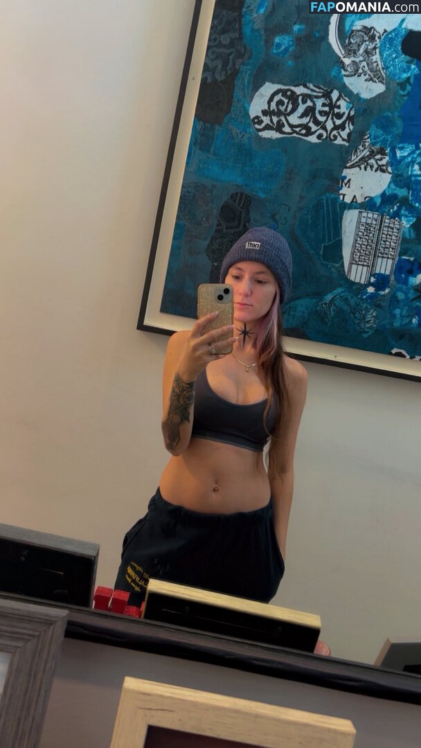 Poppy Quinn / PoppyQuinnn / https: / poppyquinn33 / the.poppy.quinn Nago OnlyFans  Przeciekłe zdjęcie #7