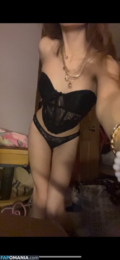 Princess Emy / princess.e.m.y Nago OnlyFans  Przeciekłe zdjęcie #2