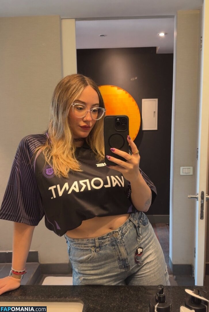 Princess Kenobi Nago OnlyFans  Przeciekłe zdjęcie #4