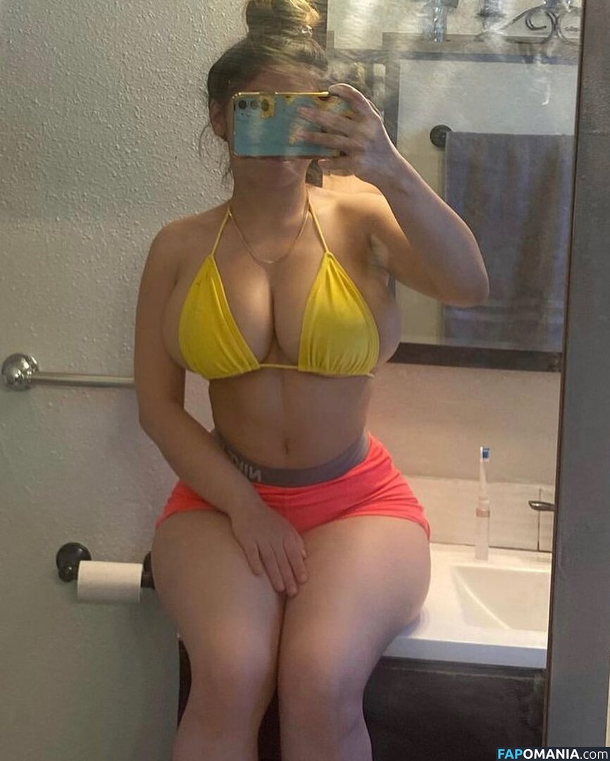 babyemilyver / princessemily / princesssaaemily Nago OnlyFans  Przeciekłe zdjęcie #7