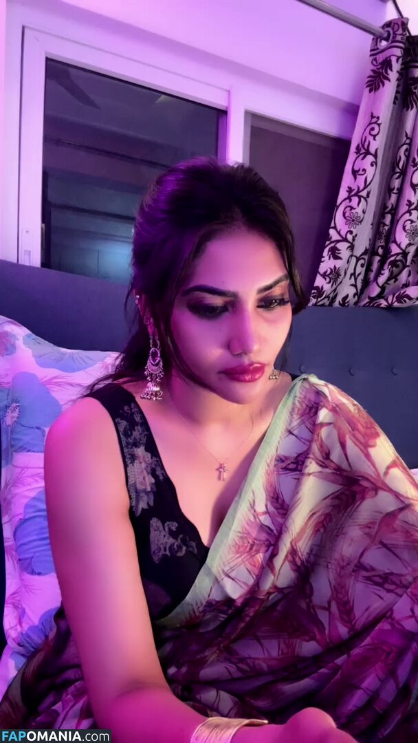 Priya Naidu / priya_naidu0422 Nago OnlyFans  Przeciekłe zdjęcie #1