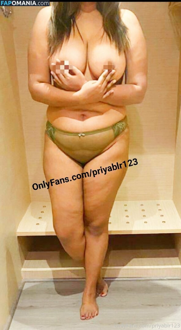 PriyaIndian2 / priyablr123 / priyatakur123 Nago OnlyFans  Przeciekłe zdjęcie #35