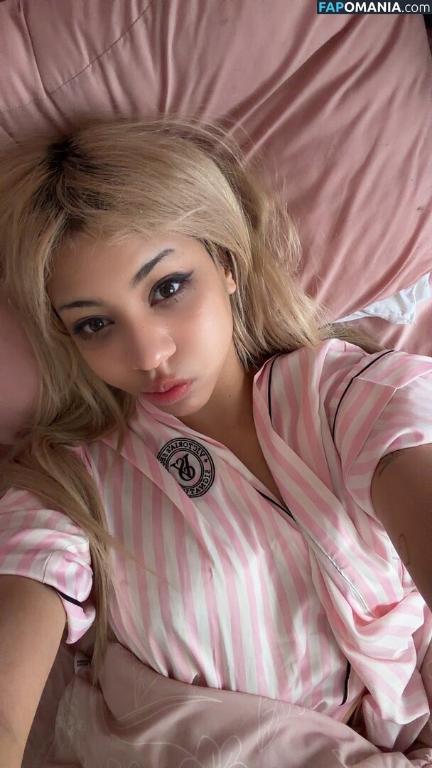 Princess / pr1nc4ss / princesslove / prlnc4ss Nago OnlyFans  Przeciekłe zdjęcie #2