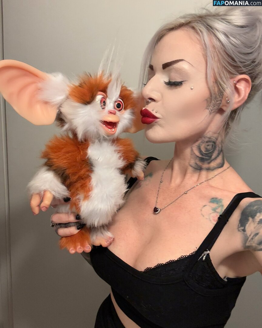 Pure.horror Nago OnlyFans  Przeciekłe zdjęcie #18