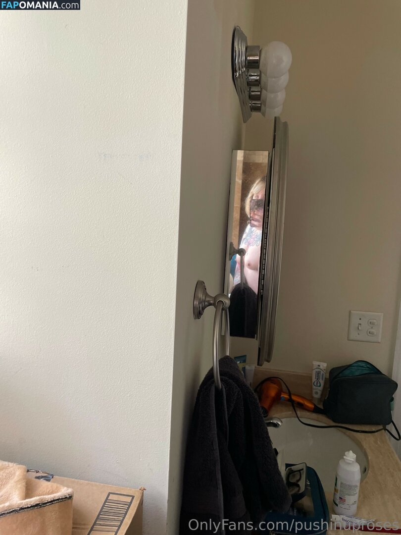 PushingUpRoses / https: / pushinuproses Nago OnlyFans  Przeciekłe zdjęcie #307