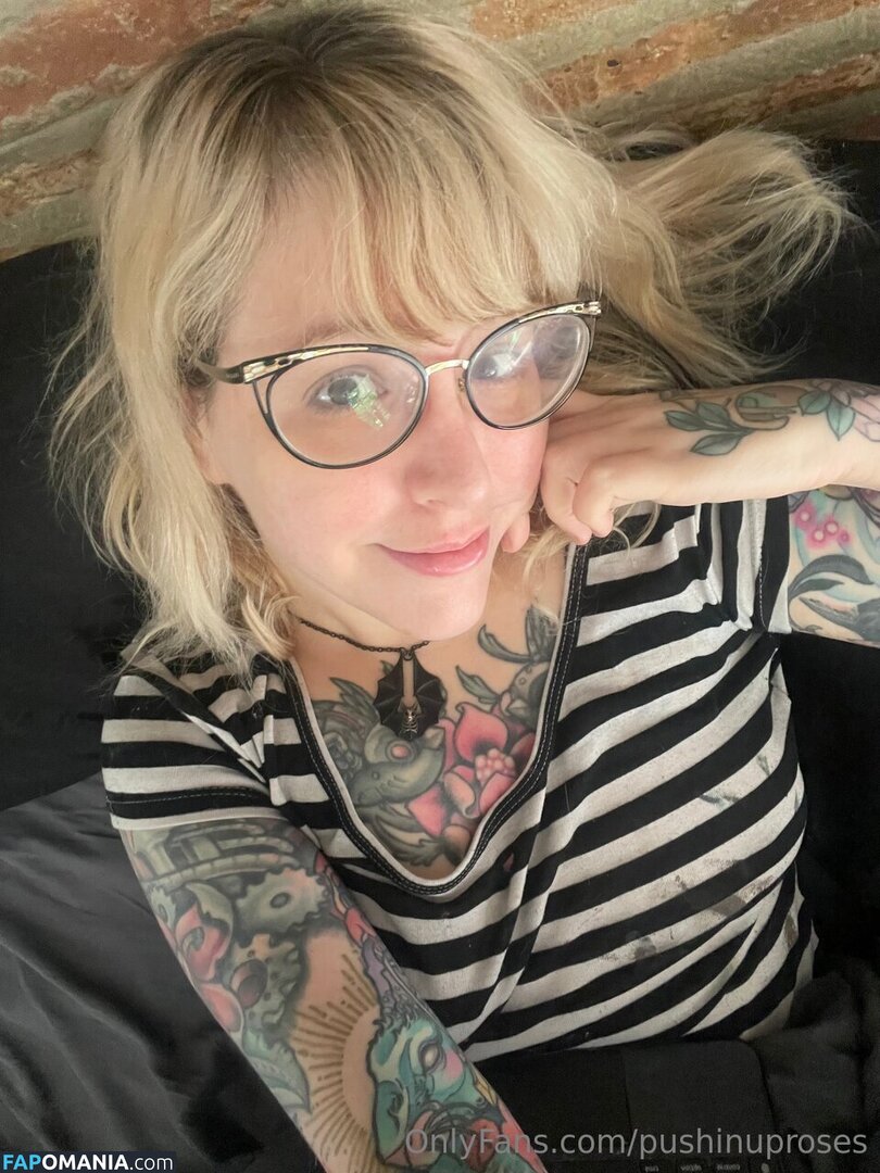 PushingUpRoses / https: / pushinuproses Nago OnlyFans  Przeciekłe zdjęcie #354