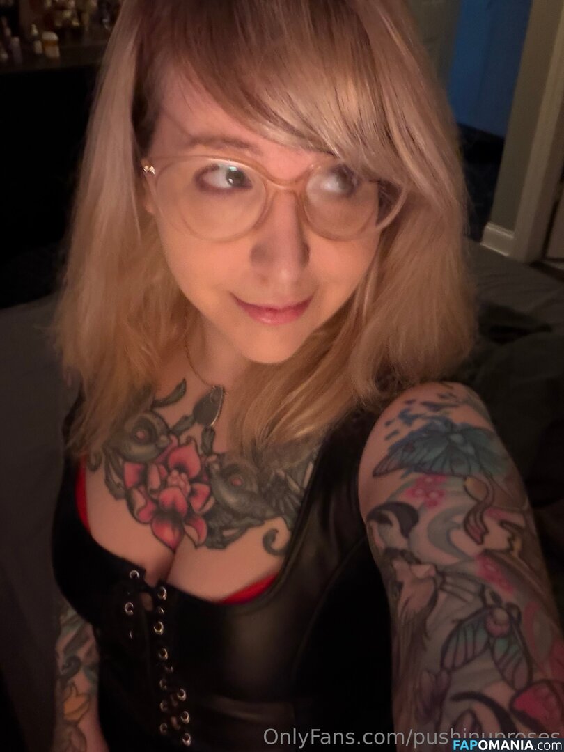 PushingUpRoses / https: / pushinuproses Nago OnlyFans  Przeciekłe zdjęcie #369
