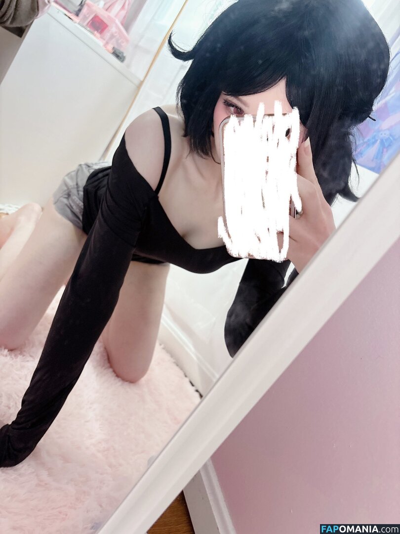 https: / pyomee / pyomei Nago OnlyFans  Przeciekłe zdjęcie #3