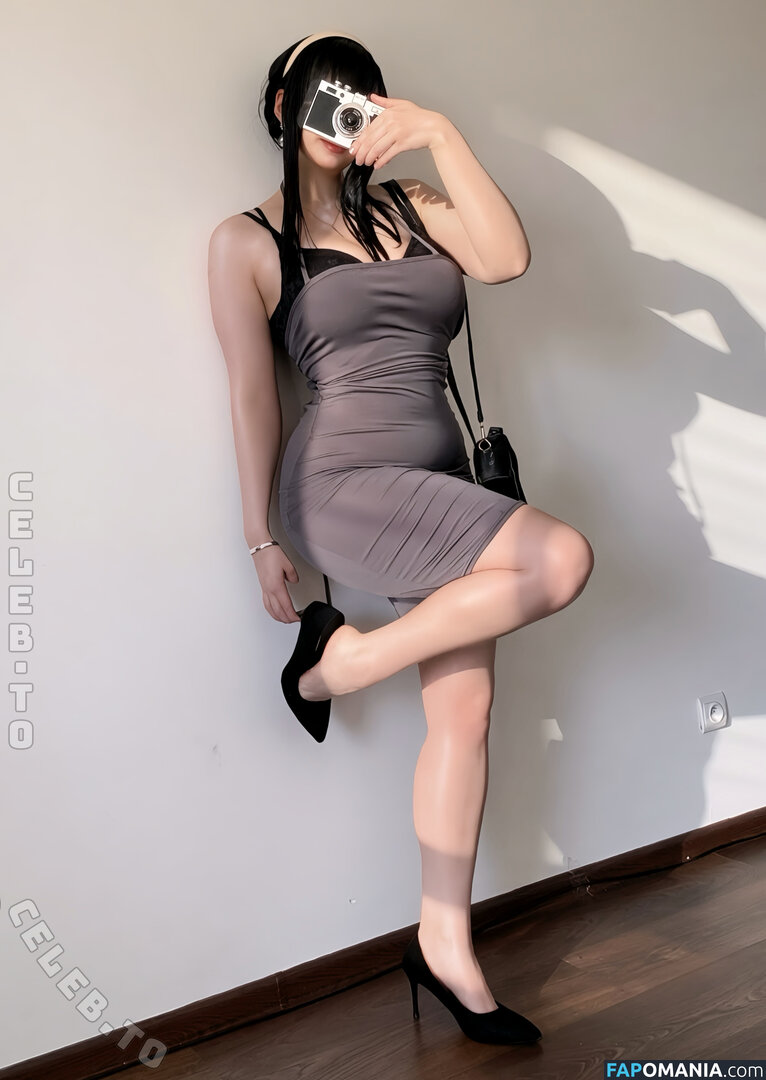 Qiandai / Qiandai以宇 / https: / qiandaiyiyu Nago OnlyFans  Przeciekłe zdjęcie #9