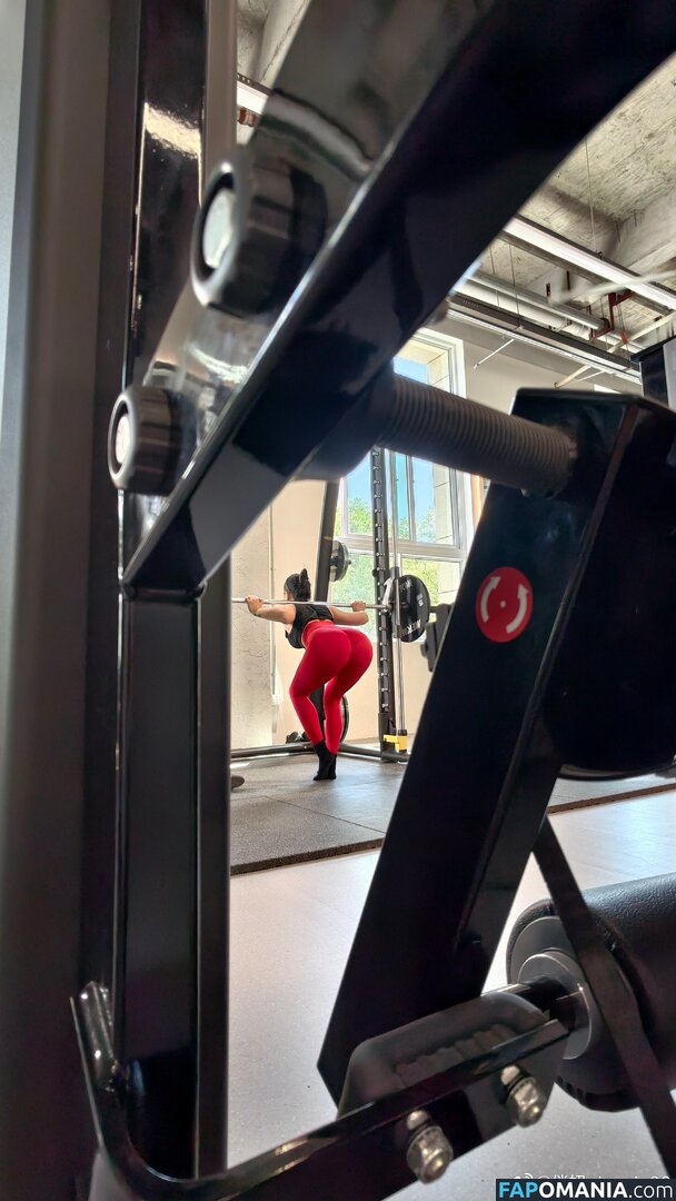qiaoniutttt / 俏妞qiaoniuTT , 俏妞qiaoniu , qiaoniuTT , qiaoniu Nago OnlyFans  Przeciekłe zdjęcie #2