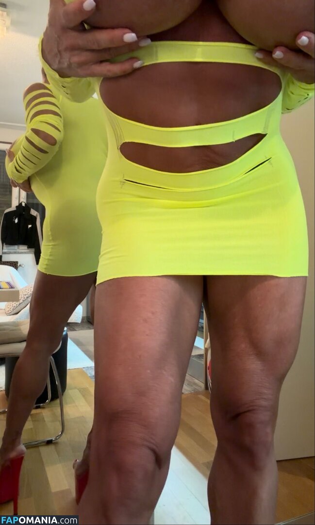 QueenMuscleBoobs Nago OnlyFans  Przeciekłe zdjęcie #8