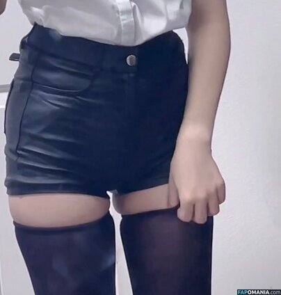 cw / https: / rabbit_poem / rabbitpoem Nago OnlyFans  Przeciekłe zdjęcie #5