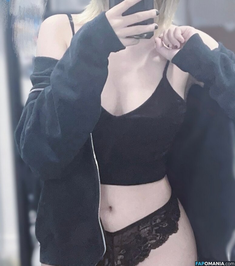 cw / https: / rabbit_poem / rabbitpoem Nago OnlyFans  Przeciekłe zdjęcie #6