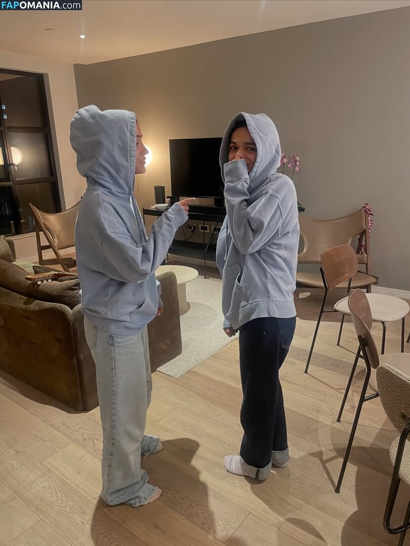 Rachel Zegler / rachelzegler / rachmariexoxo Nago OnlyFans  Przeciekłe zdjęcie #859