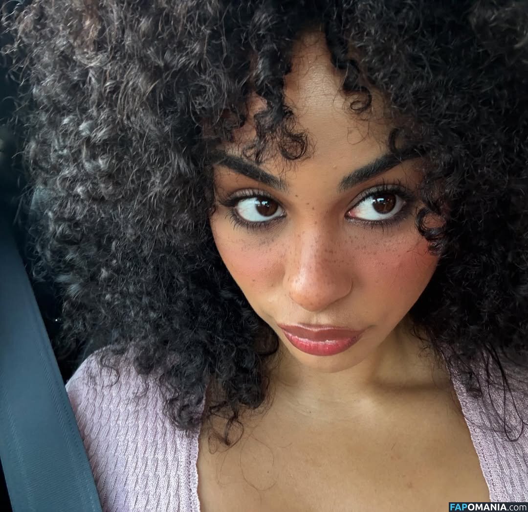 Raina Morris / quakerraina Nago OnlyFans  Przeciekłe zdjęcie #1