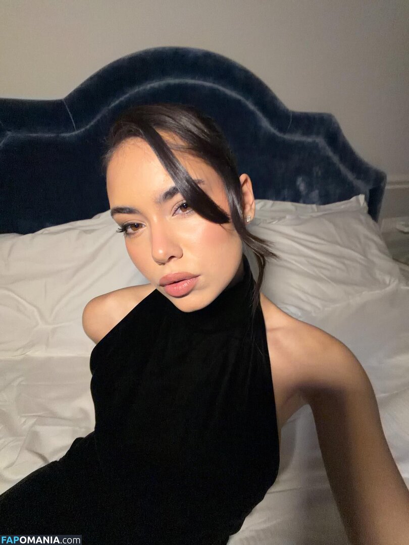 Rebecca Parziale / rebecca.parziale Nago OnlyFans  Przeciekłe zdjęcie #2