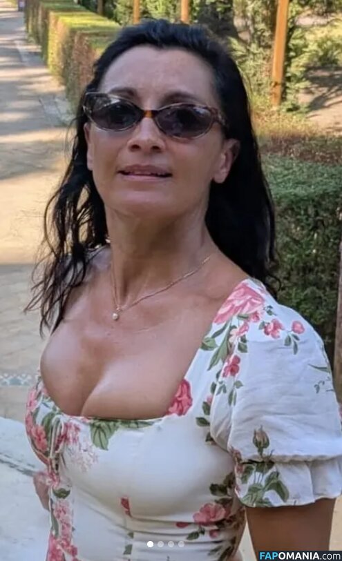 Rebecca Sarker Nago OnlyFans  Przeciekłe zdjęcie #1