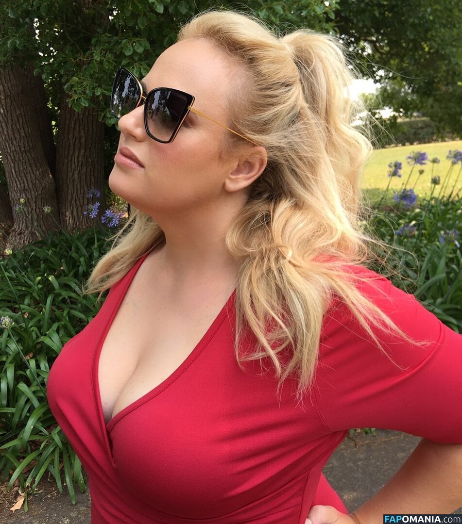 Australian actress / Rebel Wilson / rebelwilson Nago OnlyFans  Przeciekłe zdjęcie #11
