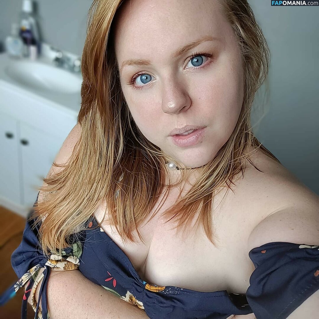 https: / redrebell007 Nago OnlyFans  Przeciekłe zdjęcie #5