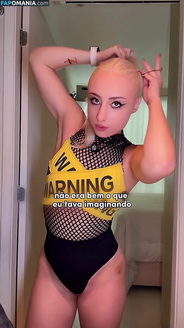 Renata Schneider / renata.c.schneider Nago OnlyFans  Przeciekłe zdjęcie #1