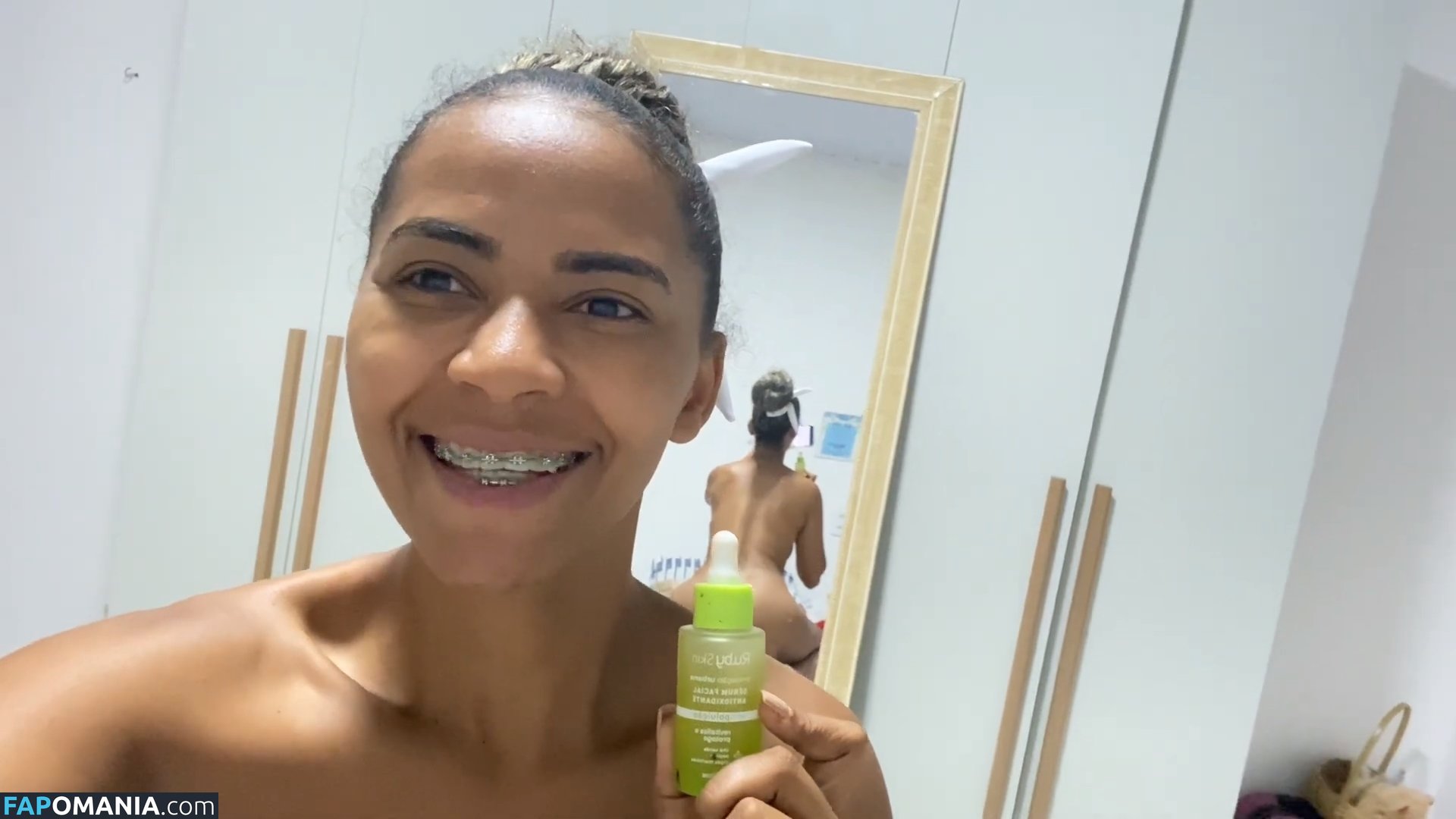 Renata Souza / Rezinha Youtuber / renataoficial1 / rezinhaexcluxivo Nago OnlyFans  Przeciekłe zdjęcie #1