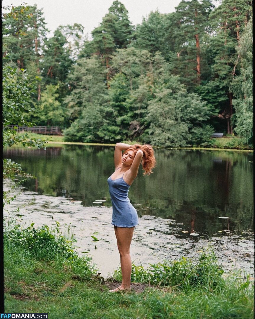 Renata Ri / Renatarii / renata_ri / renatarrii Nago OnlyFans  Przeciekłe zdjęcie #712