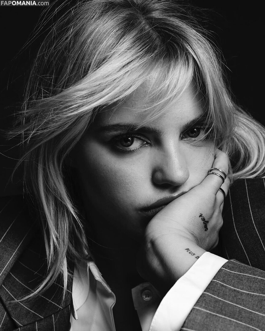 Renee Rapp / reneerapp Nago OnlyFans  Przeciekłe zdjęcie #132