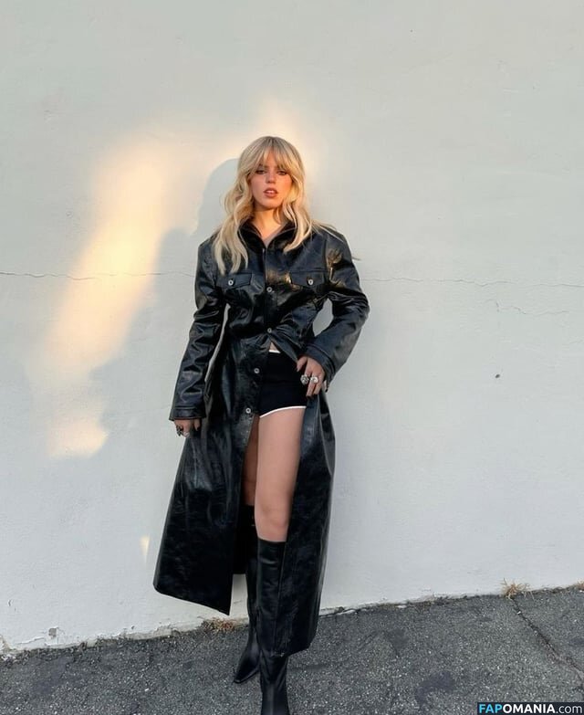 Renee Rapp / reneerapp Nago OnlyFans  Przeciekłe zdjęcie #136