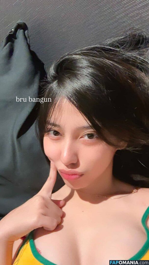 https: / notriissaaa / risaatjan Nago OnlyFans  Przeciekłe zdjęcie #6