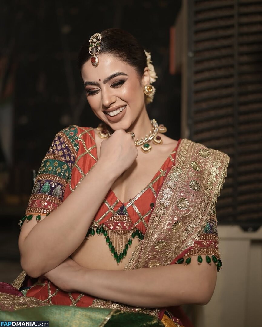 Riva Arora / https: / riva.arora.1 / riva.aroraofficial / rivarora_ Nago OnlyFans  Przeciekłe zdjęcie #7