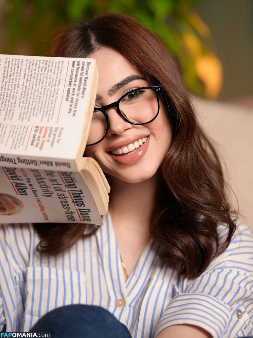 Riva Arora / https: / riva.arora.1 / riva.aroraofficial / rivarora_ Nago OnlyFans  Przeciekłe zdjęcie #15