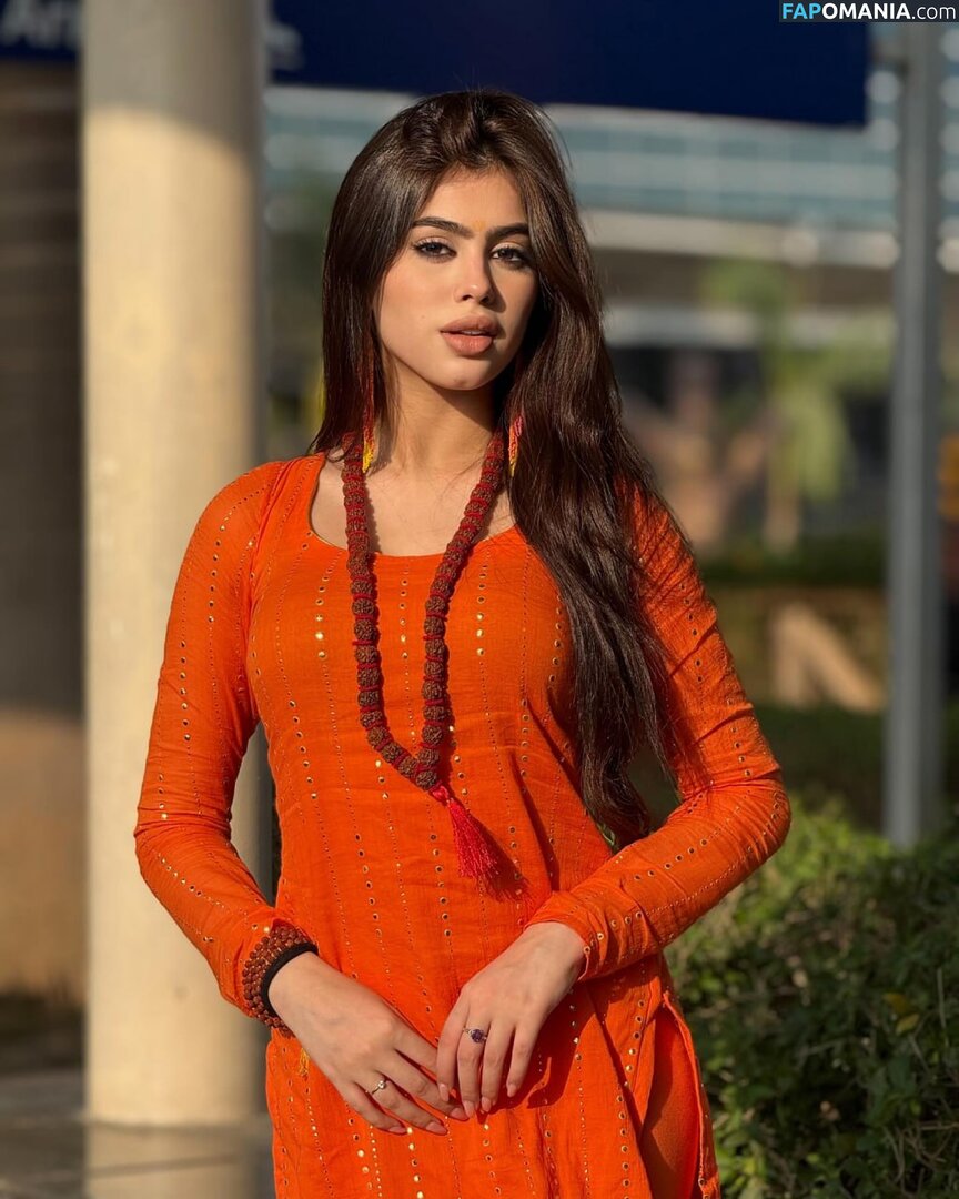 Riva Arora / https: / riva.arora.1 / riva.aroraofficial / rivarora_ Nago OnlyFans  Przeciekłe zdjęcie #22