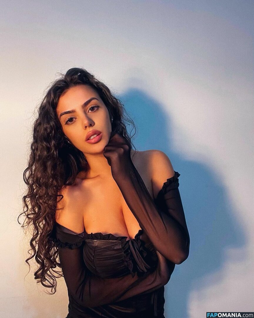 Roberta / morehopeful88 / robertafranco Nago OnlyFans  Przeciekłe zdjęcie #6