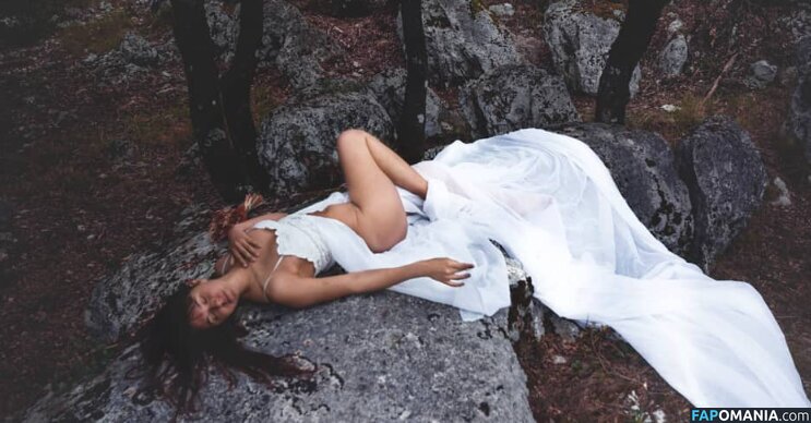 robincyn Nago OnlyFans  Przeciekłe zdjęcie #1