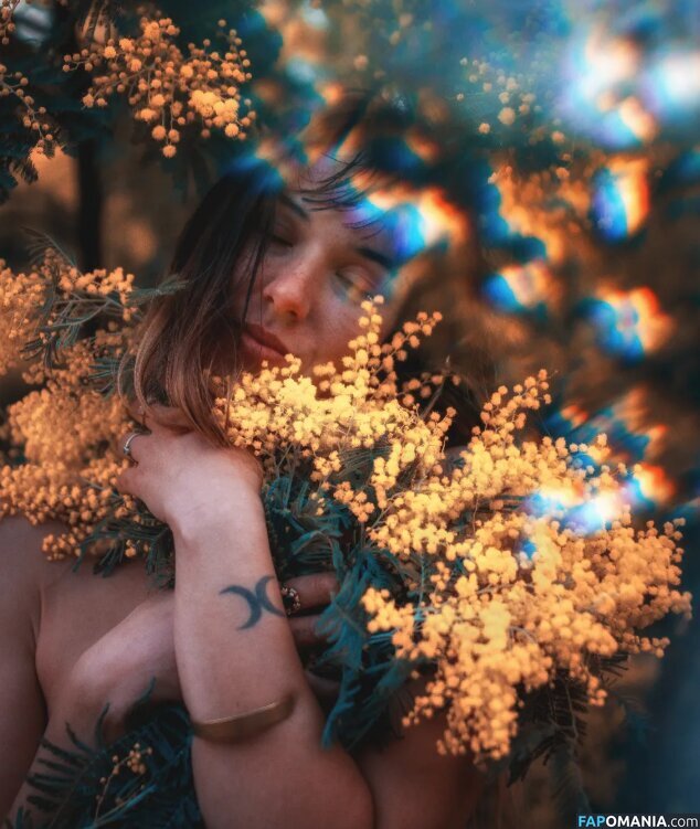 robincyn Nago OnlyFans  Przeciekłe zdjęcie #3