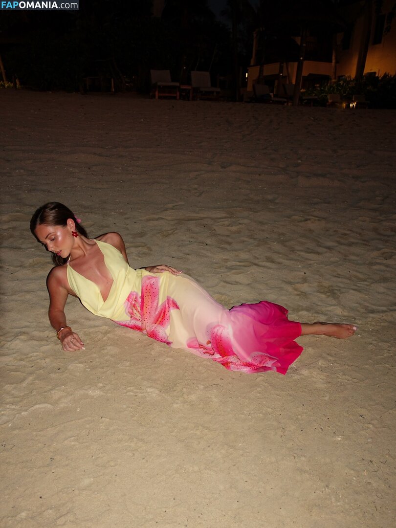 Romane Bertrand / rromane.b Nago OnlyFans  Przeciekłe zdjęcie #9