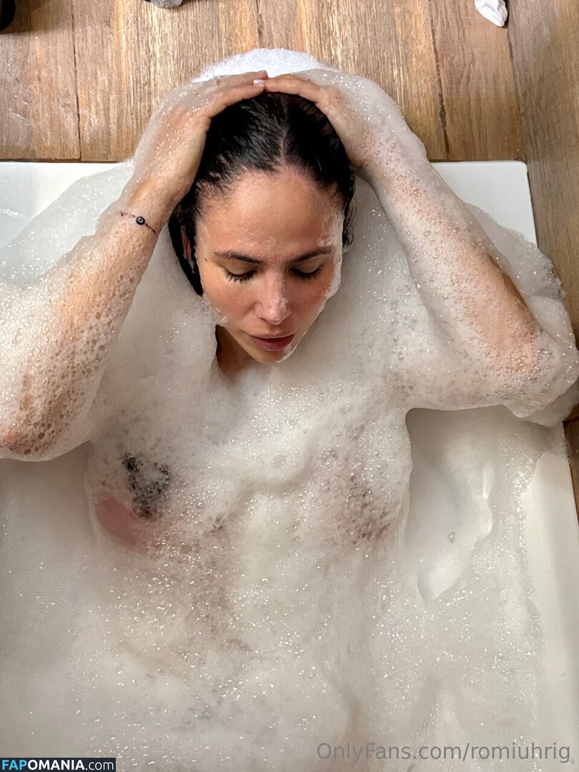 Romina Uhrig / romina_uhrig / romiuhrig Nago OnlyFans  Przeciekłe zdjęcie #9