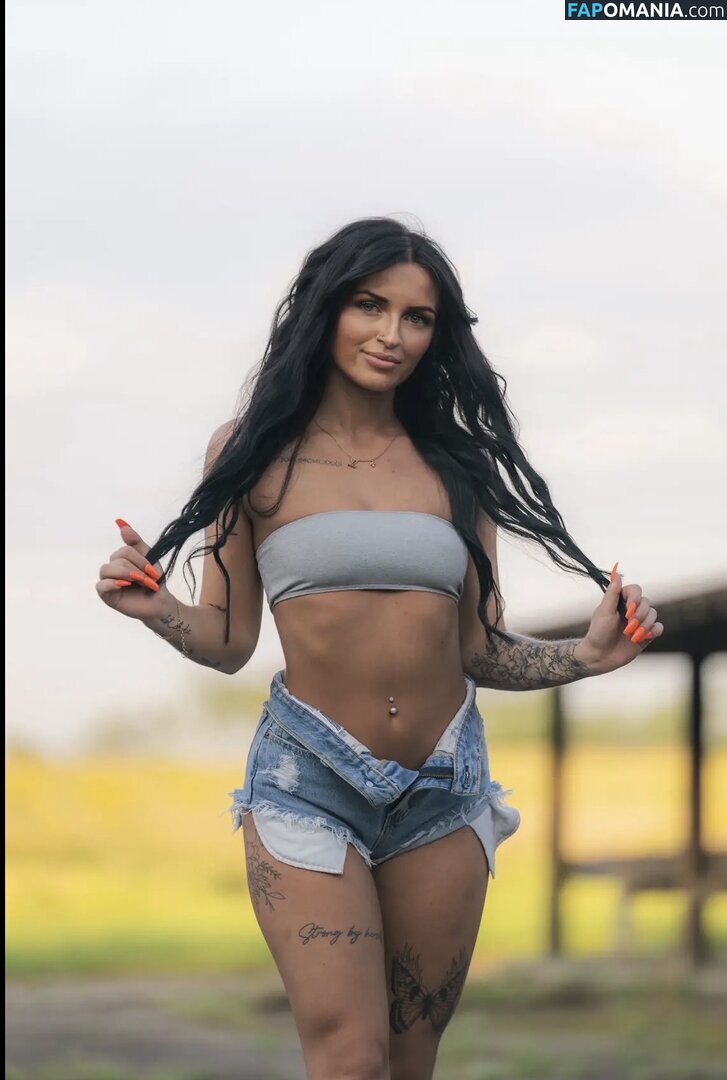 Petitetattedplati / Ronika Eskins / ronika_eskins Nago OnlyFans  Przeciekłe zdjęcie #113