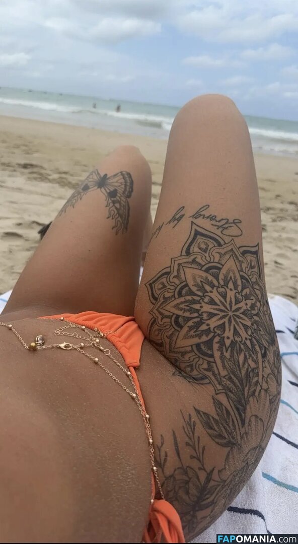 Petitetattedplati / Ronika Eskins / ronika_eskins Nago OnlyFans  Przeciekłe zdjęcie #114