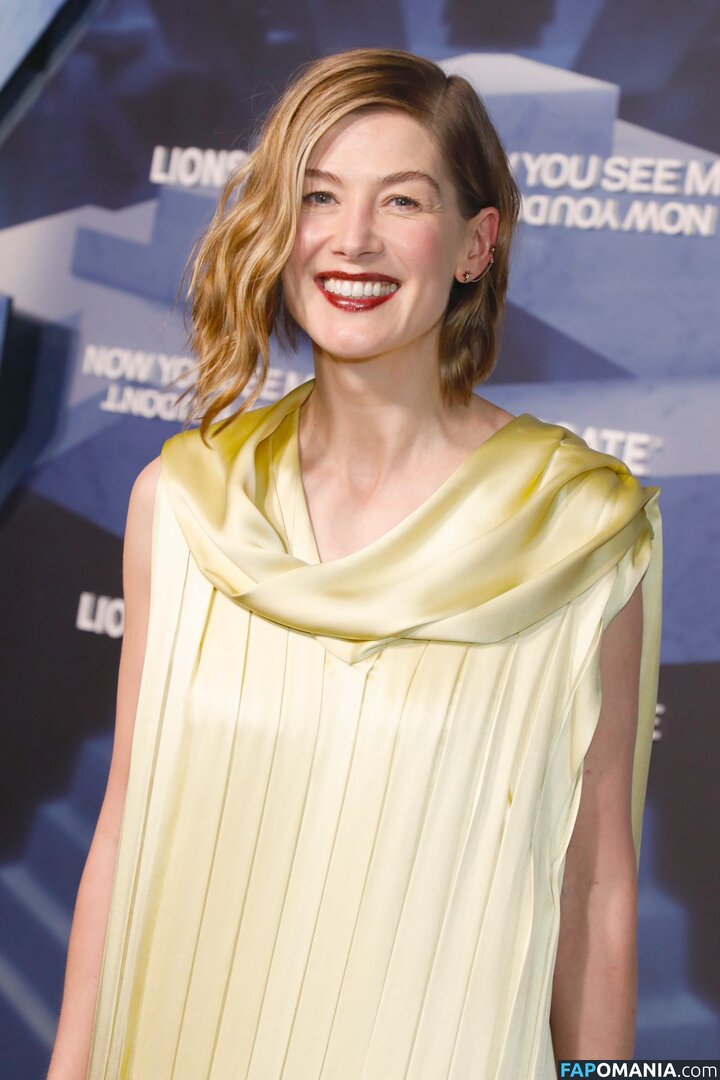 Rosamund Pike / mspike Nago OnlyFans  Przeciekłe zdjęcie #115