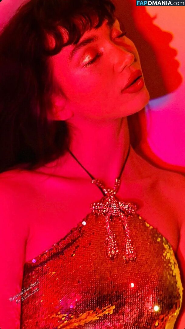 Rowan Blanchard / Simp Chat / https: / rowanblanchard Nago OnlyFans  Przeciekłe zdjęcie #110