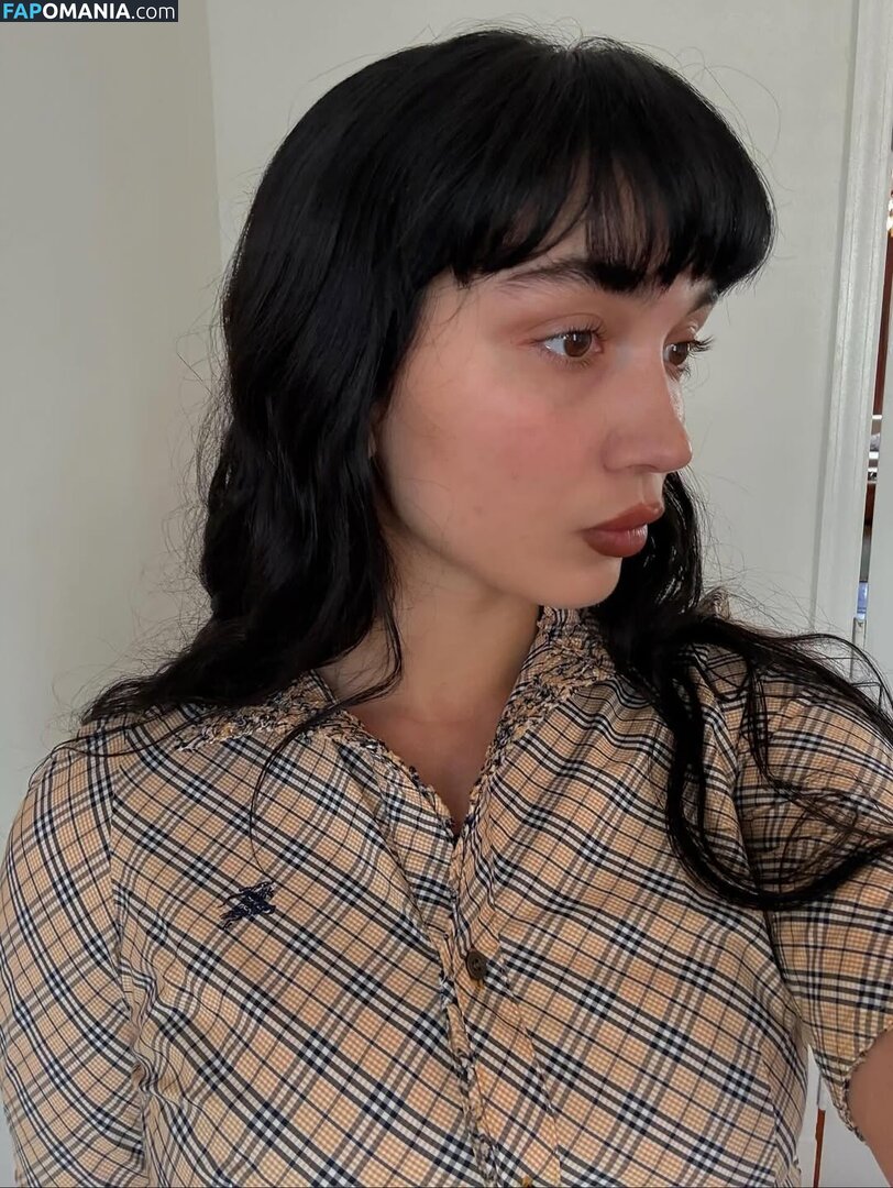 Rowan Blanchard / Simp Chat / https: / rowanblanchard Nago OnlyFans  Przeciekłe zdjęcie #526
