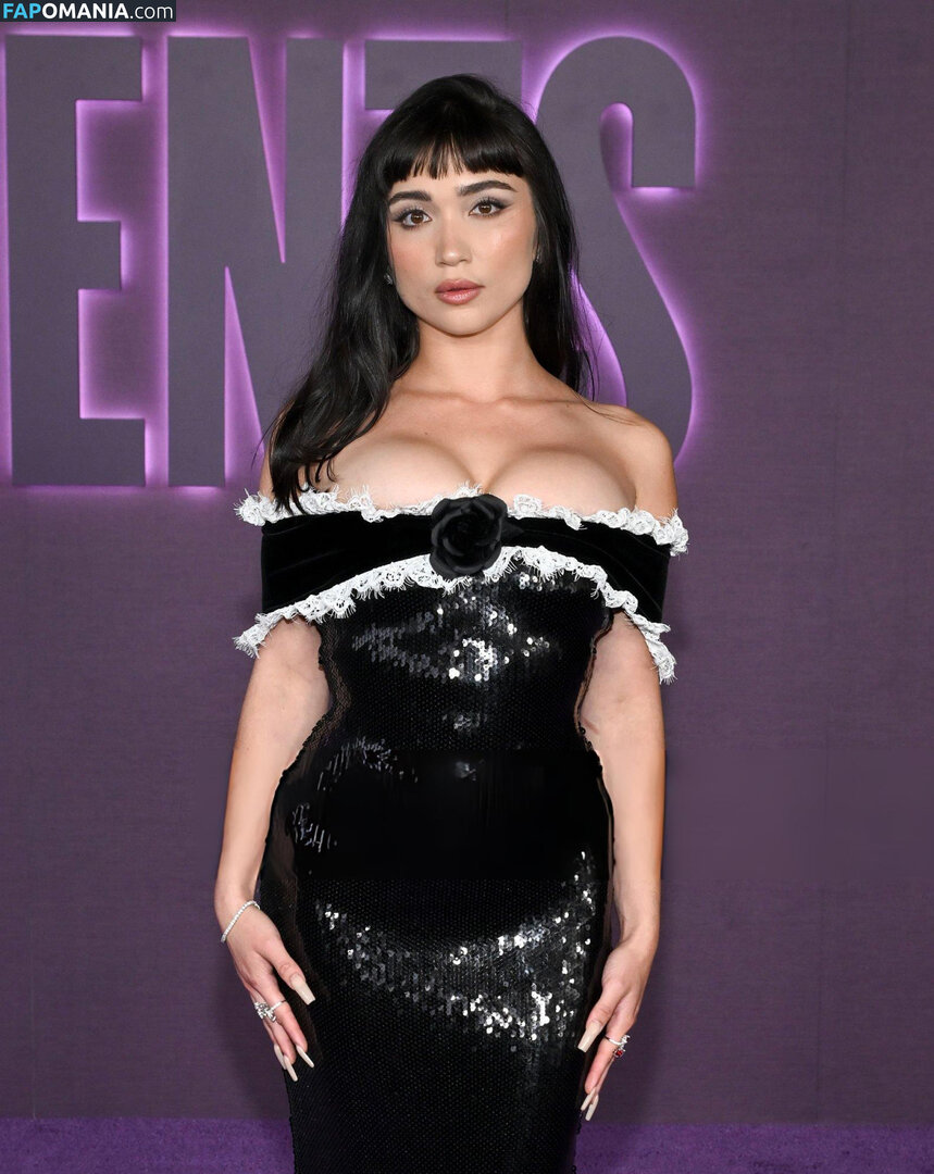 Rowan Blanchard / Simp Chat / https: / rowanblanchard Nago OnlyFans  Przeciekłe zdjęcie #544